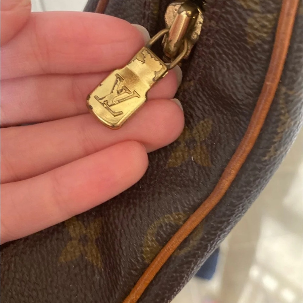 Louis Vuitton shoulder bag - Picture 4 of 4